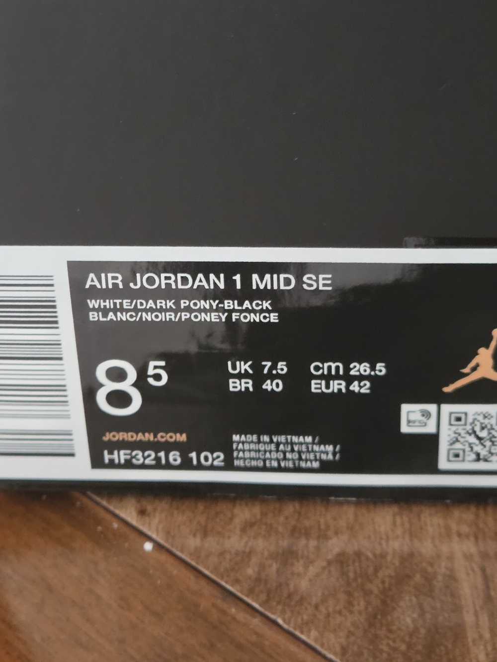 Brand New AJ1-Mid Sneakersin White/Black/Maroon - Picture 8 of 8